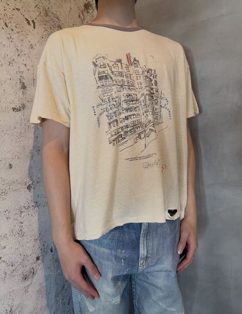 Paly Hollywood Chelsea Hotel Graphic Cropped T-Shirt